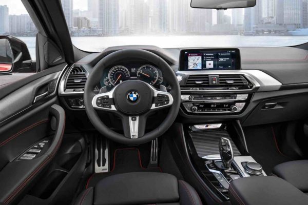 Интерьер нового BMW X4 2018 года